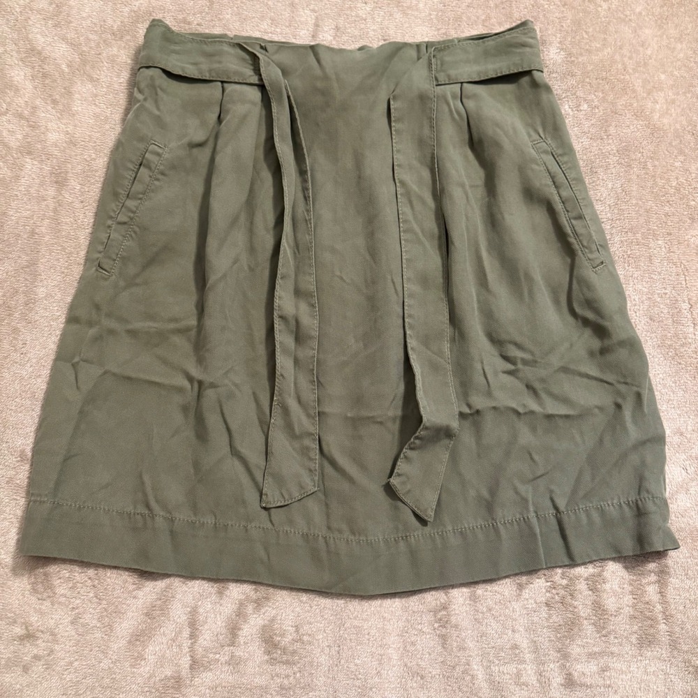 A Loves A Olive Green Lyocell Tie Waist Mini Skirt with Pockets Size 10